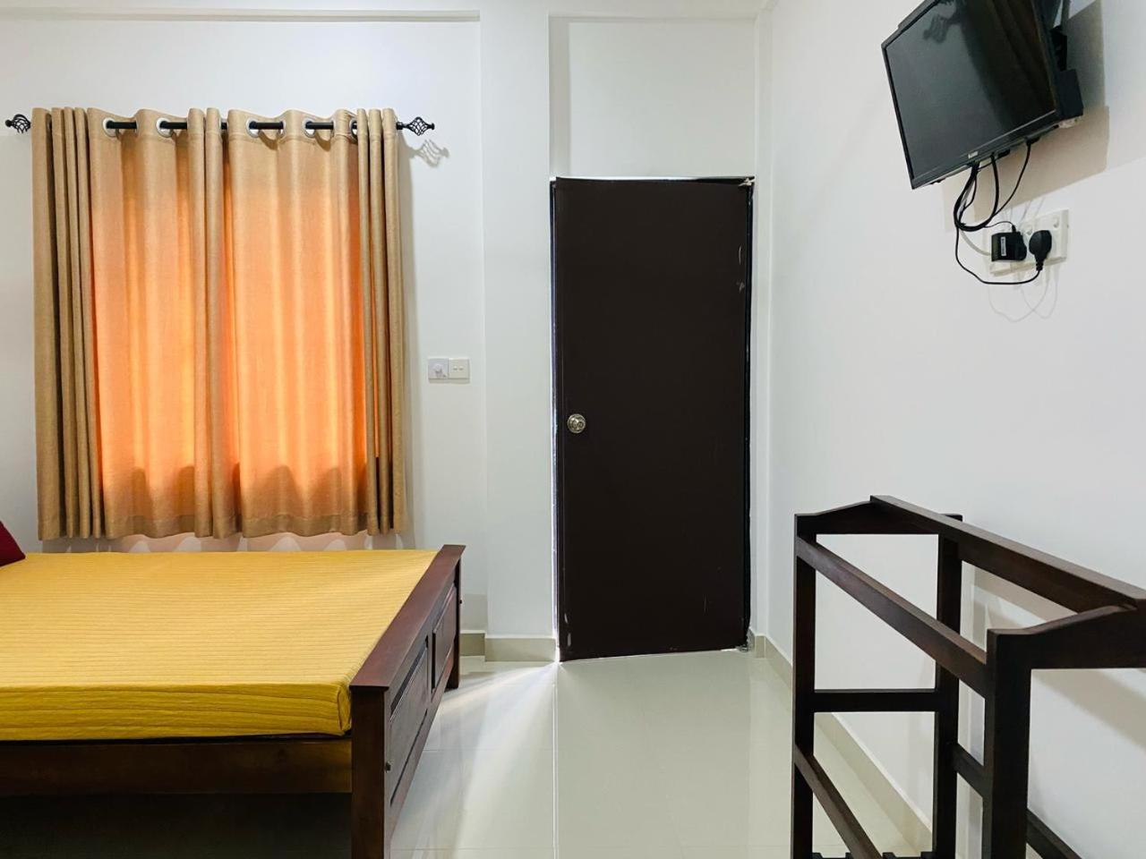 The Paramount Lodge Polonnaruwa Exterior photo
