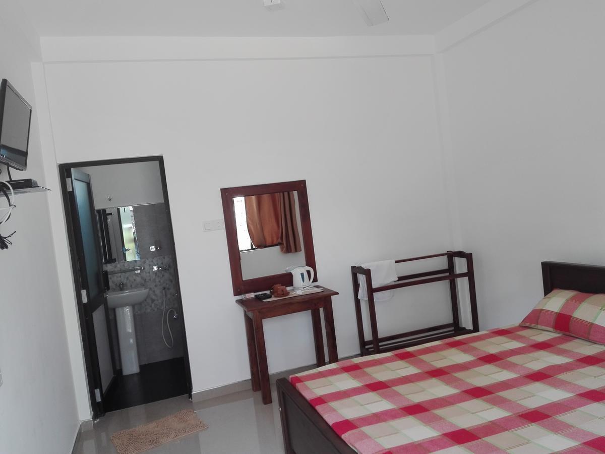The Paramount Lodge Polonnaruwa Exterior photo